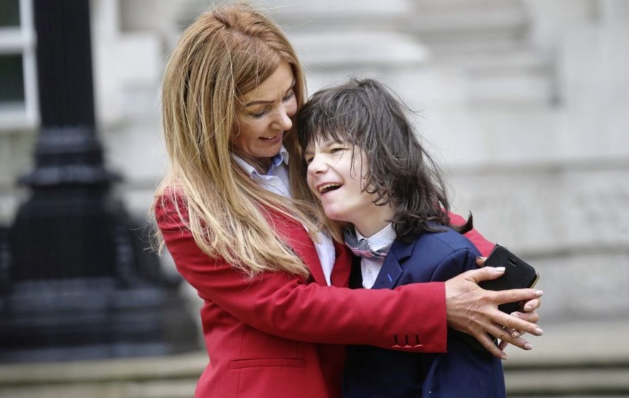 Charlotte Caldwell Billy Caldwell Epilepsy Cannabis